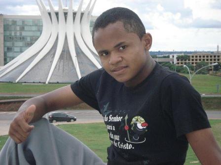 Cantor Marlon Silva
